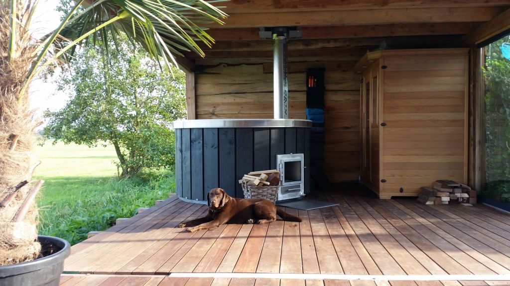 hottub aluminium Lounge Bath